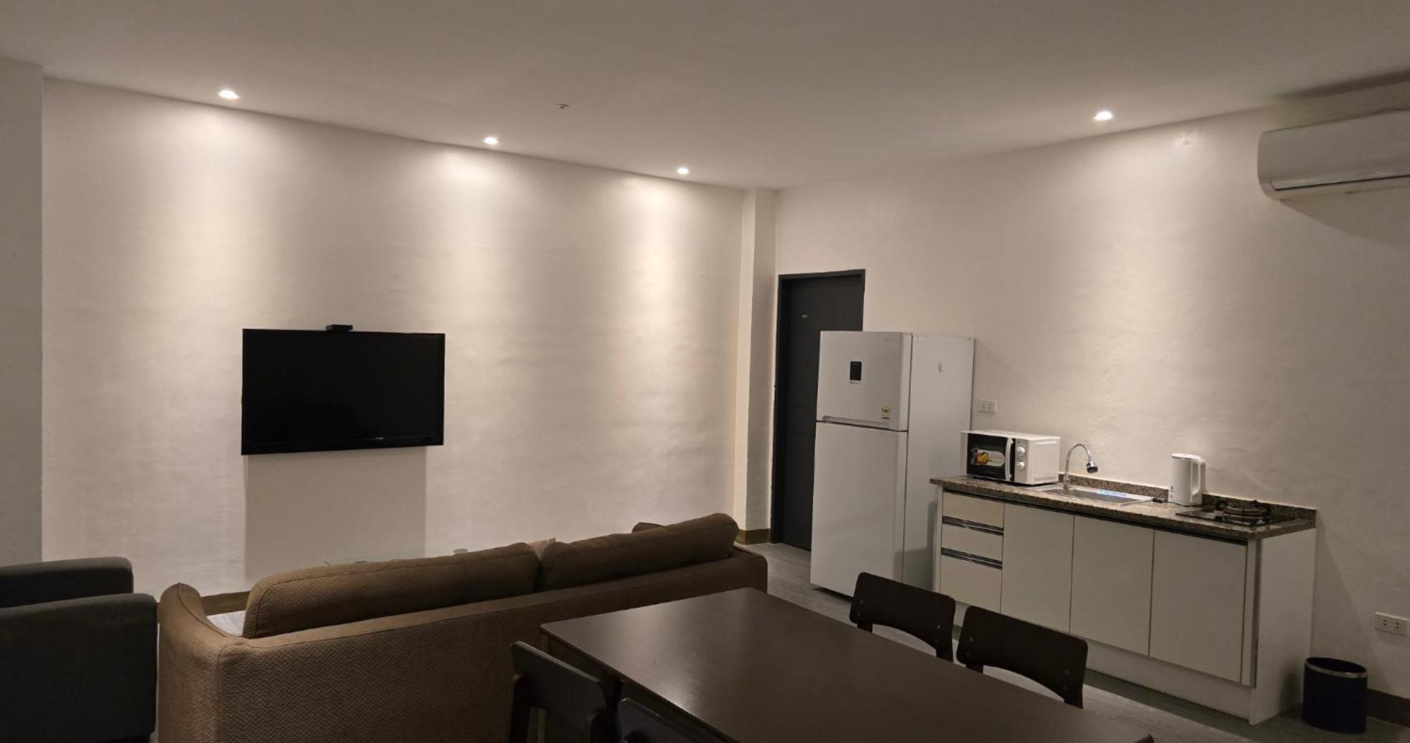 Aston Stay And Villas Mabalacat Экстерьер фото