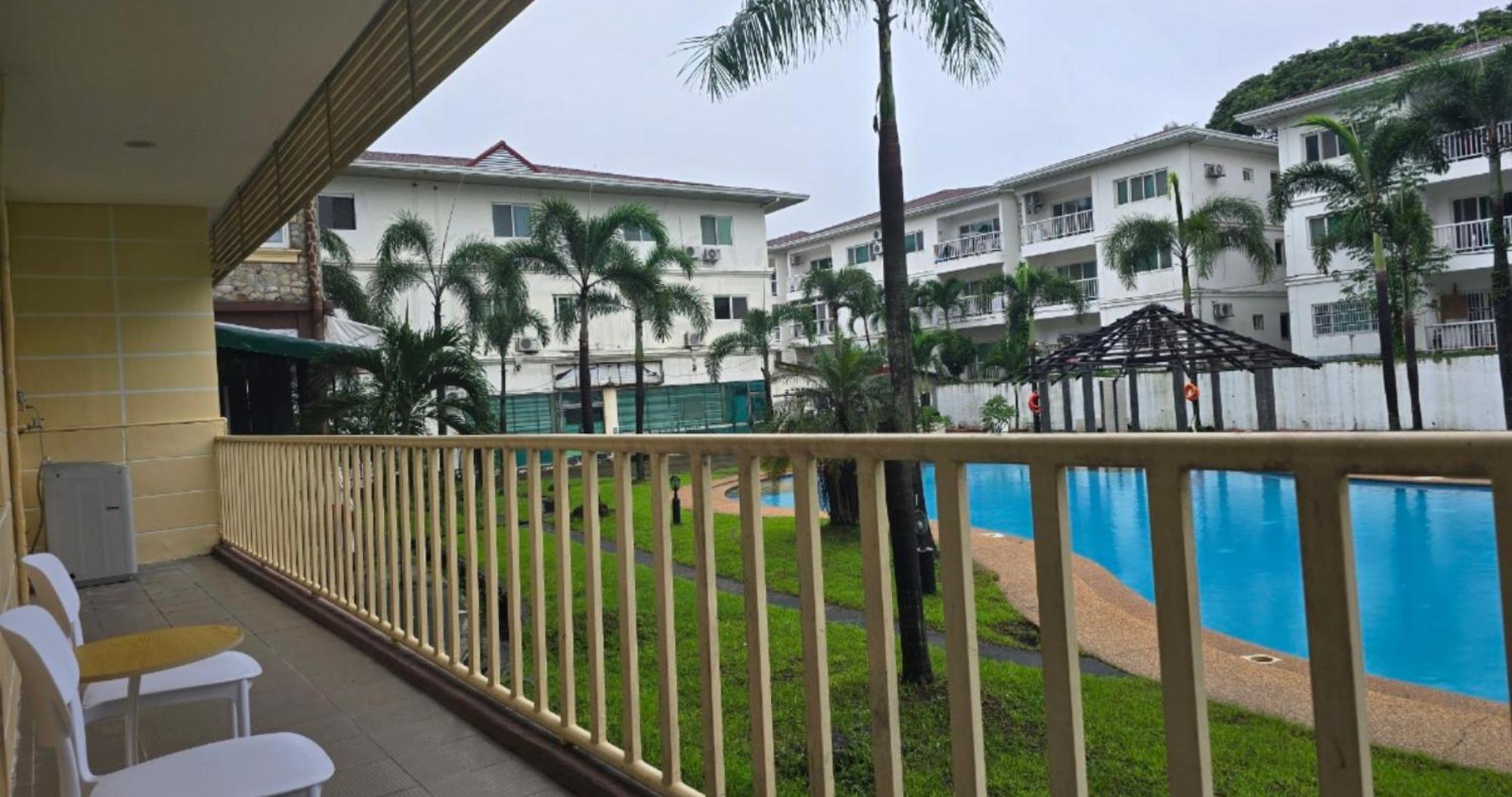 Aston Stay And Villas Mabalacat Экстерьер фото